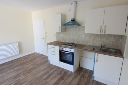 2 bedroom Flat to let in Jenkins Street, Hopkinstown, Pontypridd, CF37