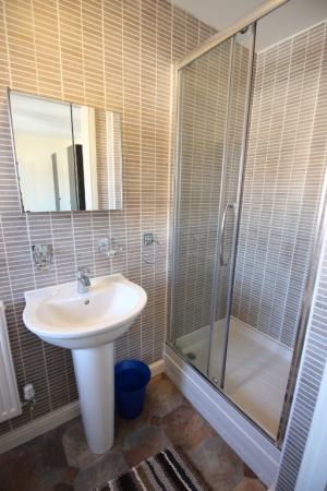 4 bedroom Semi-detached house to let in Wyncliffe Gardens, Pentwyn, Cardiff, CF23