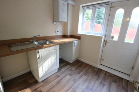 4 bedroom Semi-detached house to let in Wyncliffe Gardens, Pentwyn, Cardiff, CF23