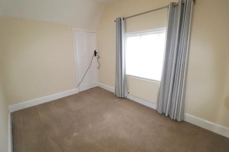 3 bedroom Semi-detached house to let in Pencarn Avenue, Coedkernew, Newport, NP10