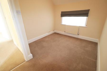 3 bedroom Semi-detached house to let in Pencarn Avenue, Coedkernew, Newport, NP10