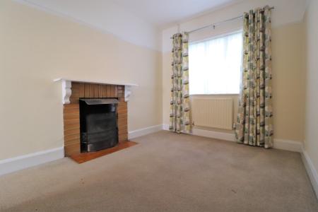 3 bedroom Semi-detached house to let in Pencarn Avenue, Coedkernew, Newport, NP10