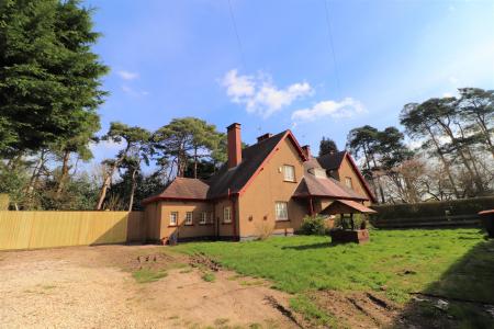 Pencarn Avenue, Coedkernew, Newport, NP10