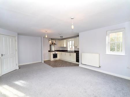1 bedroom Flat for sale in Phoenix Way, Heath, Cardiff, CF14