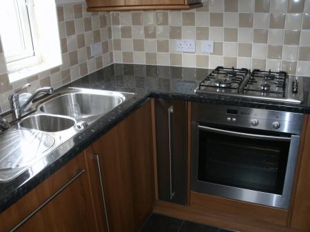4 bedroom Town house to let in Mcilmoyle Way, Denton Holme, Carlisle, CA2