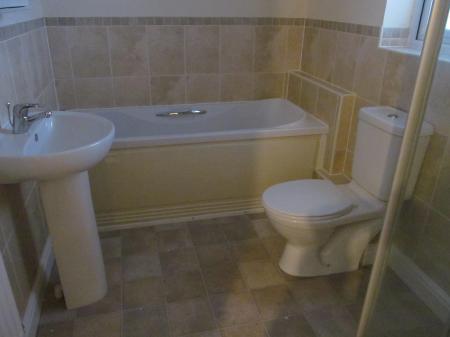 4 bedroom Town house to let in Mcilmoyle Way, Denton Holme, Carlisle, CA2