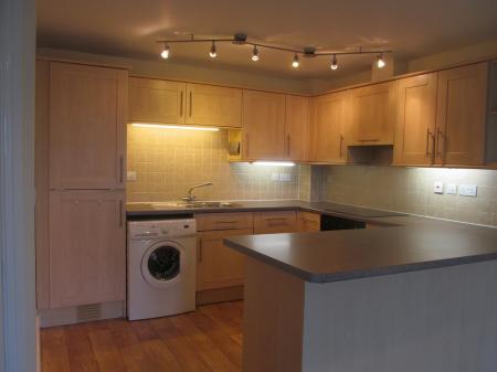 2 bedroom Flat to let in Willow Place, Parkland Village, Carlisle, CA1