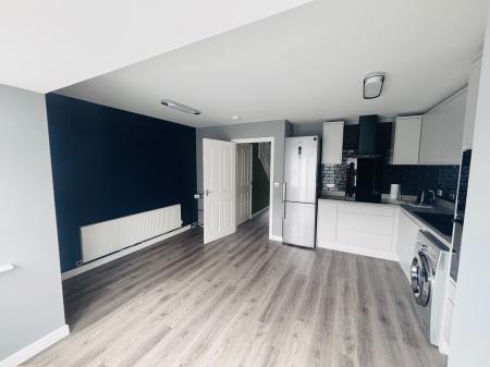 3 bedroom Flat to let in Tramside Way, Carlisle, CA1