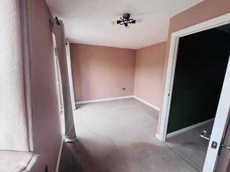 3 bedroom Flat to let in Tramside Way, Carlisle, CA1