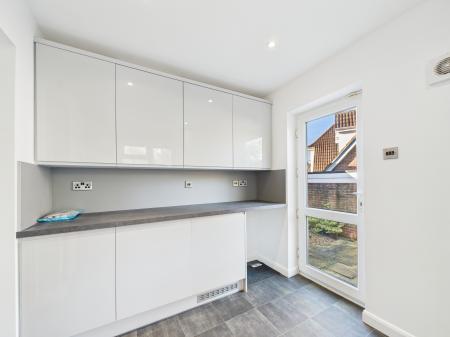 4 bedroom Detached house to let in Heathgate, Wickham Bishops, Maldon, Essex, CM8