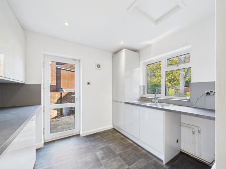 4 bedroom Detached house to let in Heathgate, Wickham Bishops, Maldon, Essex, CM8