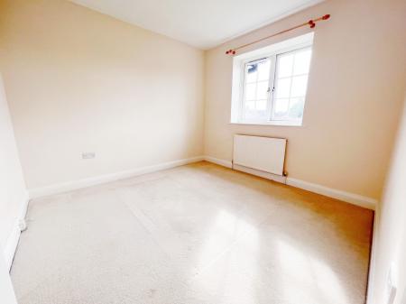 2 bedroom Mews house to let in Arbour Lane, Springfield, Chelmsford, Essex, CM1