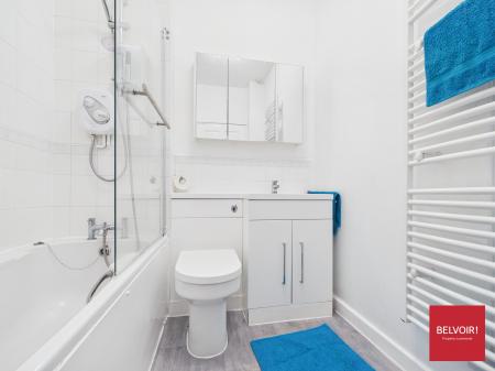 1 bedroom Flat for sale in Stapleford Close, Chelmsford, Essex, CM2