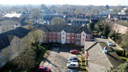 1 bedroom Flat for sale in Stapleford Close, Chelmsford, Essex, CM2