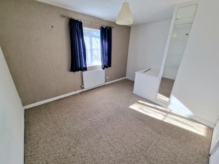 1 bedroom Semi-detached house to let in Hurrell Down, Boreham, Chelmsford, Essex, CM3