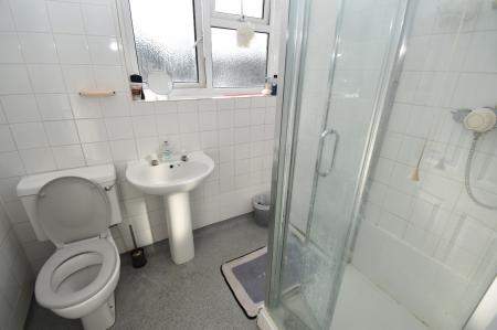 3 bedroom Terraced House for sale in Baddow Road, Chelmsford, Essex, CM2