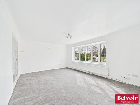 4 bedroom Detached house for sale in Springfield Road, Springfield, Chelmsford, Essex, CM2