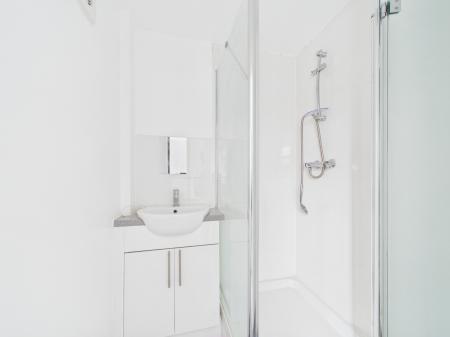 4 bedroom Detached house for sale in Springfield Road, Springfield, Chelmsford, Essex, CM2