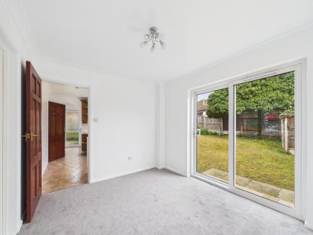 4 bedroom Detached house for sale in Springfield Road, Springfield, Chelmsford, Essex, CM2