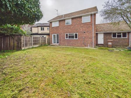 4 bedroom Detached house for sale in Springfield Road, Springfield, Chelmsford, Essex, CM2