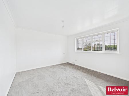 4 bedroom Detached house for sale in Springfield Road, Springfield, Chelmsford, Essex, CM2