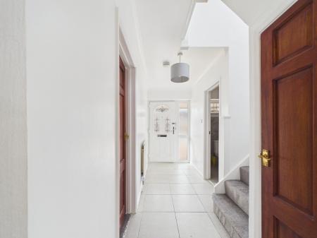 4 bedroom Detached house for sale in Springfield Road, Springfield, Chelmsford, Essex, CM2