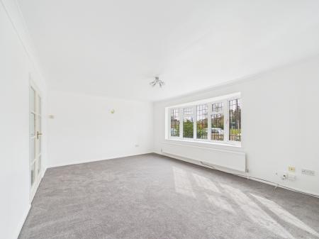 4 bedroom Detached house for sale in Springfield Road, Springfield, Chelmsford, Essex, CM2