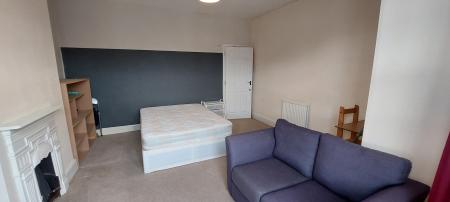 1 bedroom House share to let in Baddow Road, Great Baddow, Chelmsford, Essex, CM2