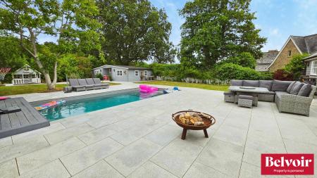 4 bedroom Detached house for sale in Boreham Road, Great Leighs, CM3