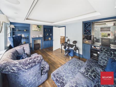 4 bedroom Detached house for sale in Boreham Road, Great Leighs, CM3