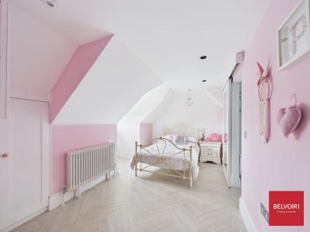 4 bedroom Detached house for sale in Boreham Road, Great Leighs, CM3