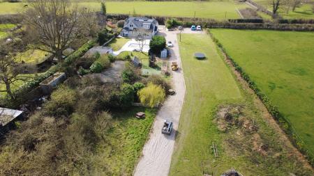 4 bedroom Detached house for sale in Boreham Road, Great Leighs, CM3