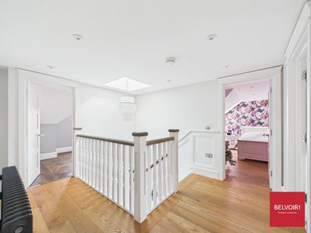 4 bedroom Detached house for sale in Boreham Road, Great Leighs, CM3