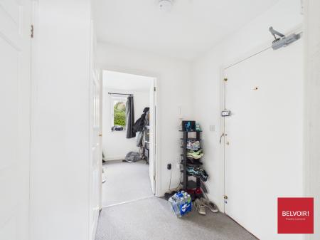 1 bedroom Flat for sale in Parkinson Drive, The Village, Chelmsford, Essex, CM1