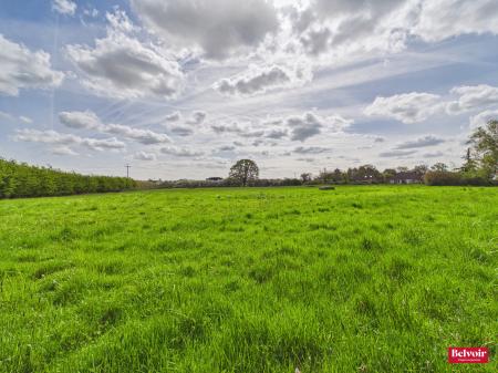 5 bedroom Detached house for sale in Main Road, Bicknacre, Chelmsford, Essex, CM3