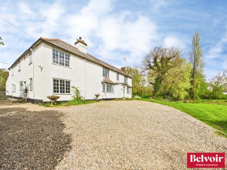 5 bedroom Detached house for sale in Main Road, Bicknacre, Chelmsford, Essex, CM3