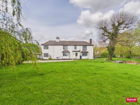 5 bedroom Detached house for sale in Main Road, Bicknacre, Chelmsford, Essex, CM3