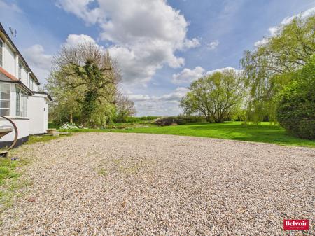 5 bedroom Detached house for sale in Main Road, Bicknacre, Chelmsford, Essex, CM3