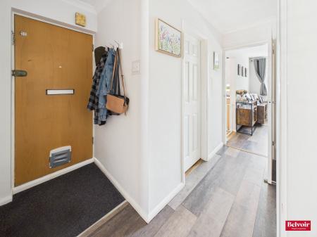 2 bedroom Flat for sale in Haig Court, Chelmsford, CM2