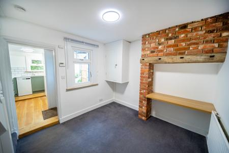 2 bedroom Terraced House to let in Townfield Street, City Centre, Chelmsford, Essex, CM1