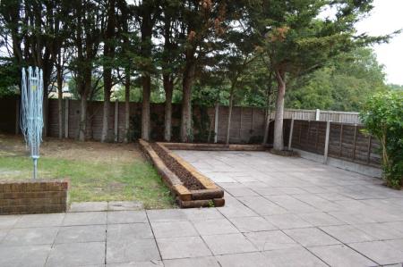 4 bedroom Detached house to let in Barlows Reach, Chelmer Village, Chelmsford, Essex, CM2