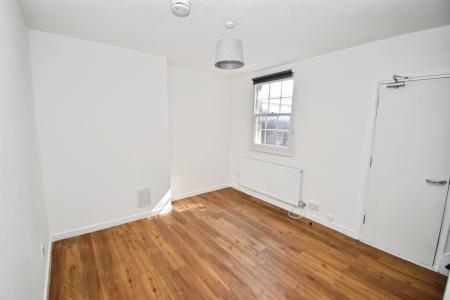 3 bedroom Terraced House to let in Baddow Road, Essex, Chelmsford, CM2