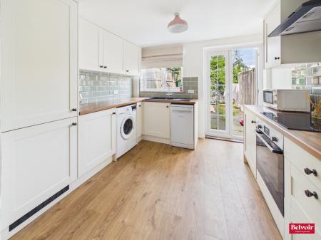 2 bedroom Terraced House to let in Clobbs Yard, Essex, Broomfield, CM1