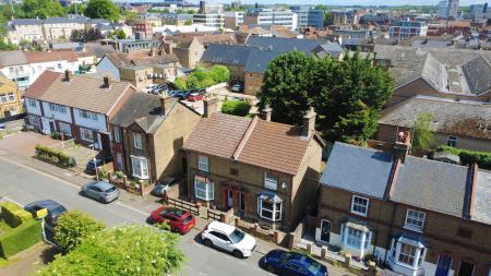 3 bedroom Semi-detached house for sale in Hamlet Road, Old Moulsham, Chelmsford, Essex, CM2