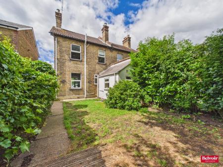 3 bedroom Semi-detached house for sale in Hamlet Road, Old Moulsham, Chelmsford, Essex, CM2