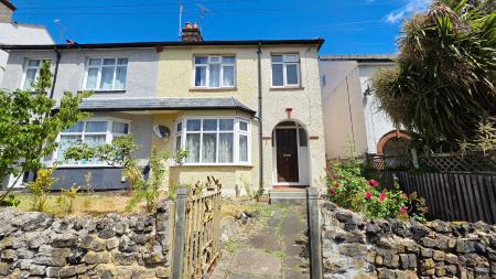 3 bedroom Terraced House for sale in Lady Lane, Old Moulsham, Chelmsford, Essex, CM2