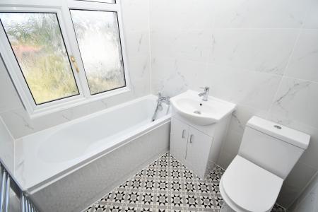 3 bedroom Terraced House for sale in Lady Lane, Old Moulsham, Chelmsford, Essex, CM2