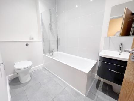 1 bedroom House share to let in Broomfield Road, Broomfield, Chelmsford, Essex, CM1