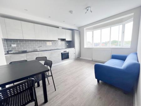 1 bedroom House share to let in Broomfield Road, Broomfield, Chelmsford, Essex, CM1