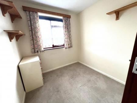 4 bedroom Semi-detached house to let in Berwick Avenue, Broomfield, Chelmsford, Essex, CM1